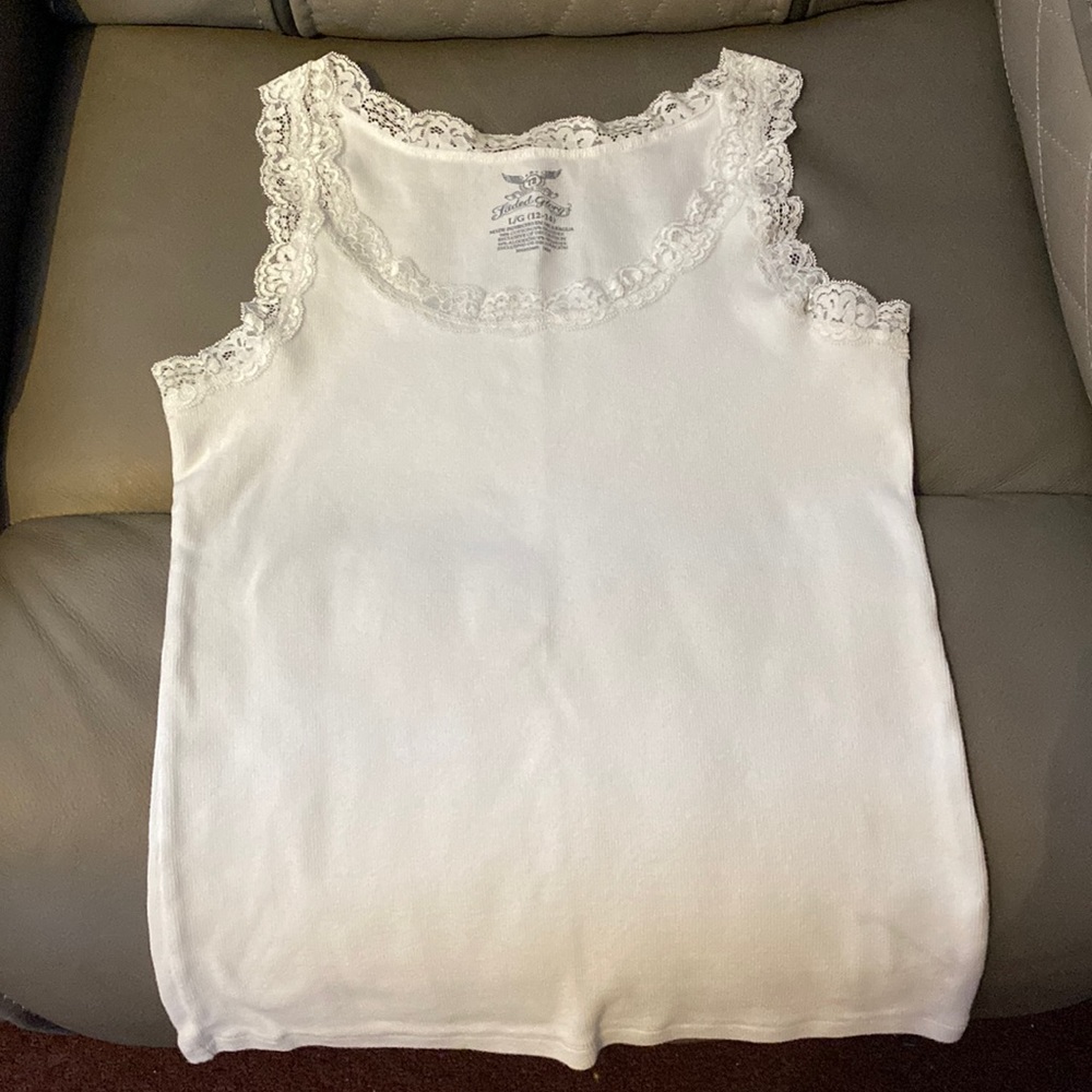 ❤️Faded Glory Lace tank top❤️